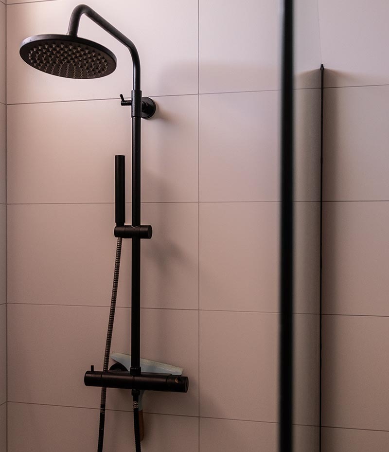 RemmerswaalBouw Aannemersbedrijf - Projecten - Badkamer Rijswijk foto 3